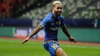 Alex Teixeira transferi sosyal medyada açıkladı