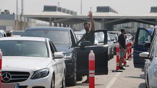 Akın akın dönüyorlar! Kapıkule'de sonu gelmeyen kuyruk