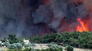 Yangında mağdur olan vatandaşlara desteğin ilk kısmı ödenmeye başladı