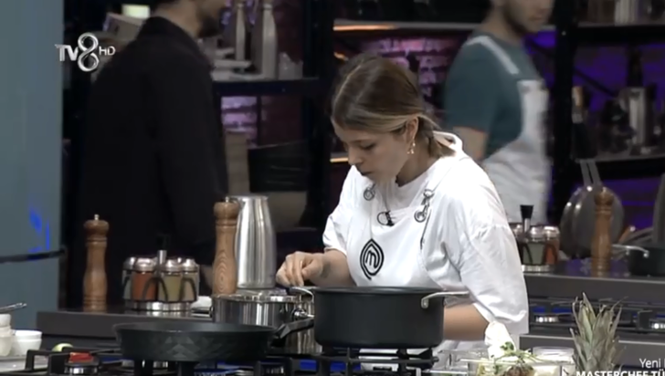 MasterChef’te kim kazandı? Ana kadroya kim girdi? Yarışmacı hata yaptı, gözyaşlarına boğuldu! G3