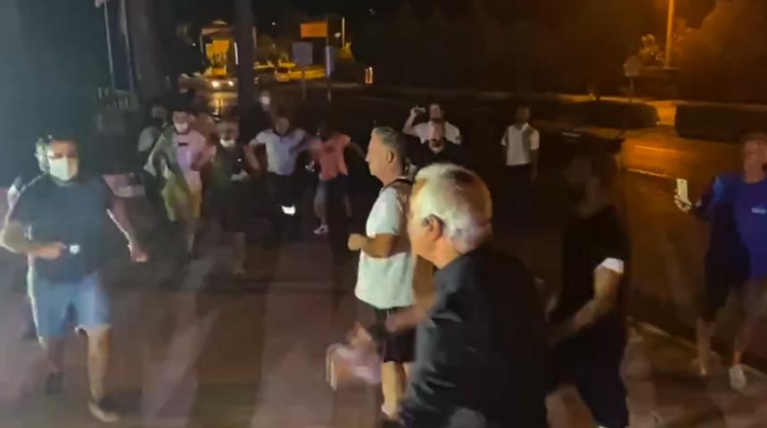 Halk TV'nin Marmaris'teki canlı yayınına saldırı ger&ccedil;ekleşti, beş kişi g&ouml;zaltına alındı