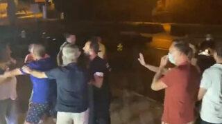 Halk TV canlı yayınına baskın! Yayın ekibine saldırdılar