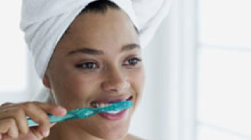 Oru&ccedil;luken de Dişlerinizi Fır&ccedil;alayın!