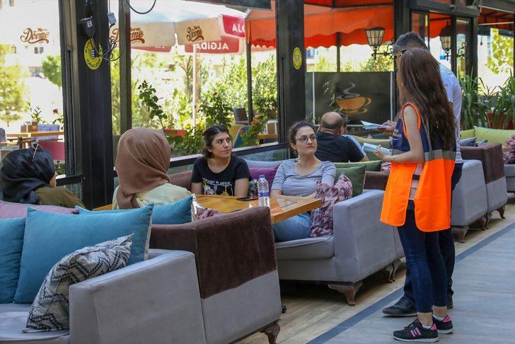 Diyarbakır'da Kovid-19 vakalarındaki yükseliş nedeniyle sahadaki sağlıkçı sayısı artırıldı G5