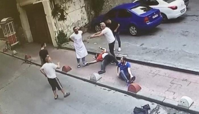 Beyoğlu'ndaki silahlı kavgada 1 kişi ölmüştü! Dehşet anlarının görüntüsü ortaya çıktı