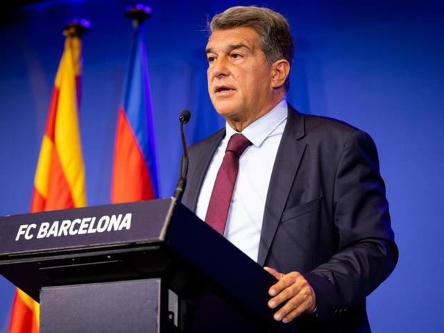Joan Laporta: Messi başka takımlardan da teklif aldı