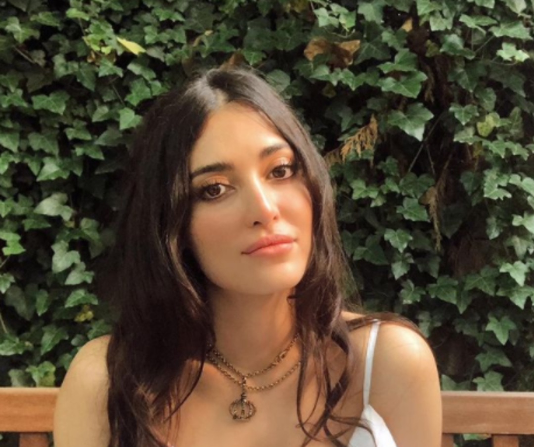 Bir Zamanlar &Ccedil;ukurova'nın yıldızıydı! &Uuml;nl&uuml; oyuncu Melike İpek Yalova bakın kimin kızı &ccedil;ıktı?