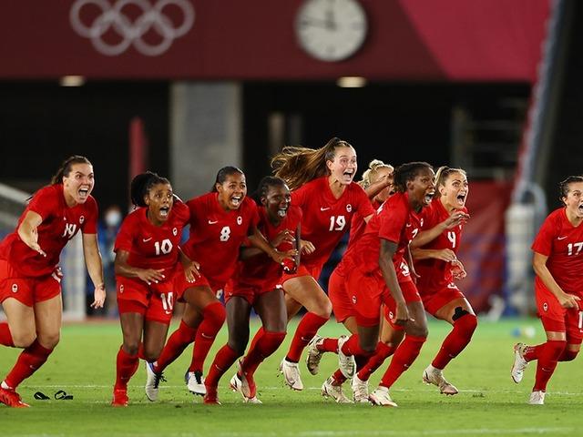 Kadınlar futbolda şampiyon belli oldu