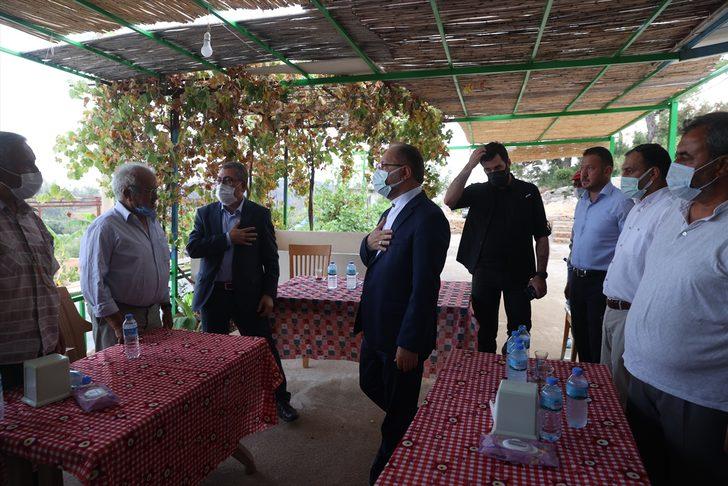 Diyanet İşleri Başkanı Erbaş'tan, yangın bölgesindeki vatandaşlara "geçmiş olsun" ziyareti G2