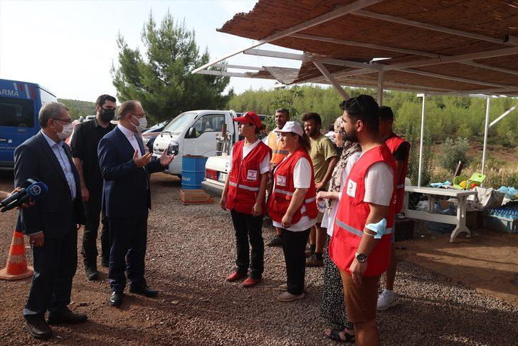 Diyanet İşleri Başkanı Erbaş'tan, yangın bölgesindeki vatandaşlara "geçmiş olsun" ziyareti G3