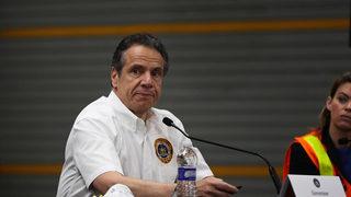 Eski asistanı, New York Valisi Cuomo hakkında cinsel taciz iddiasıyla suç duyurusunda bulundu