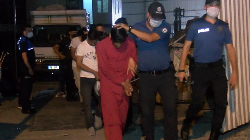 Bahçelievler'de katı atık tesislerine kaçak göçmen operasyonu! Çok sayıda gözaltı var