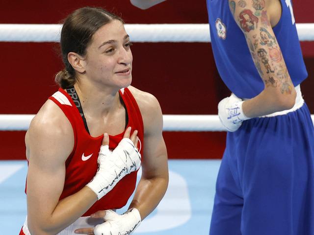  Buse Naz Çakıroğlu gümüş madalya aldı