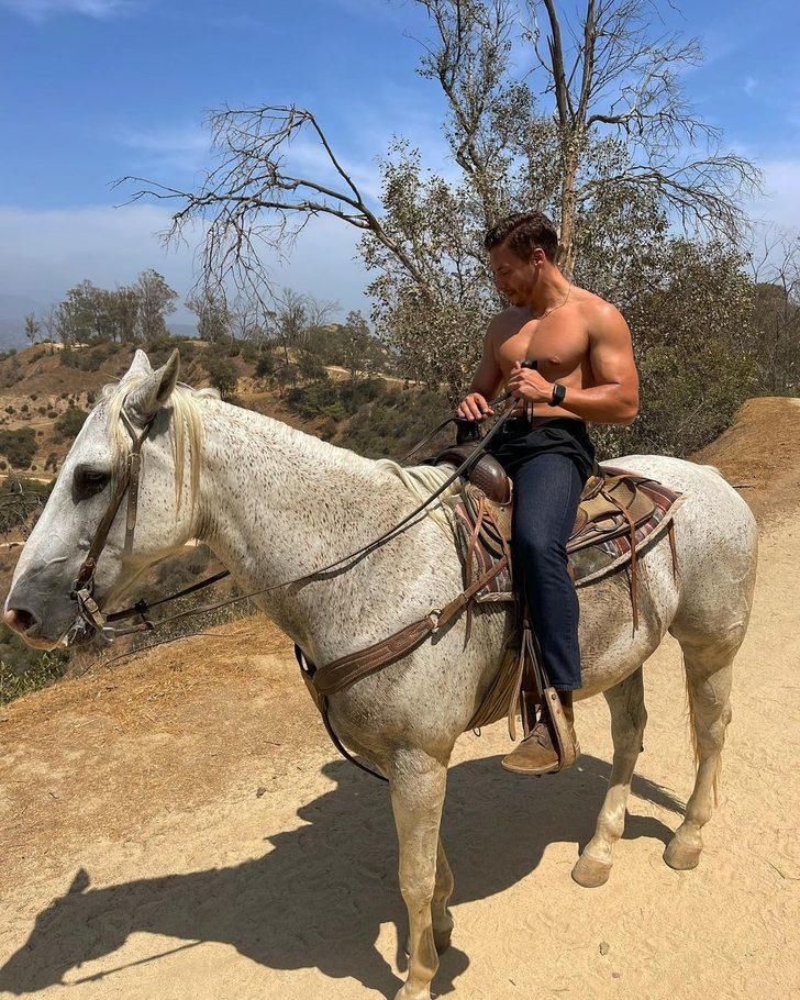 Babasının oğlu! Arnold Schwarzenegger'in oğlu Joseph Baena'dan kas şov G5