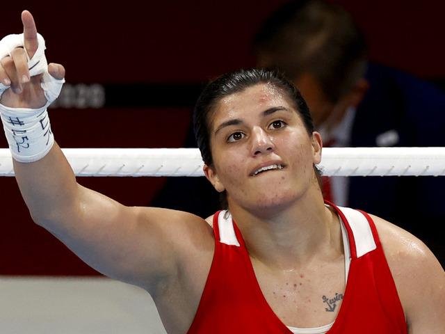 Tokyo'da tarih yazdı! Busenaz Sürmeneli altın madalya kazandı