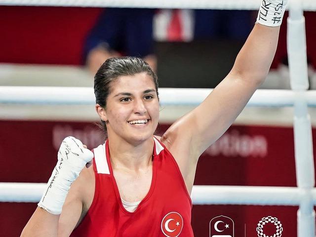 Busenaz Sürmeneli kimdir? Busenaz Sürmeneli kaç yaşında ve nereli?