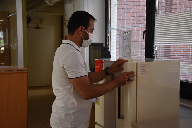 Kitaplar virüse karşı dezenfekte edilerek okuyucuyla buluşuyor G3