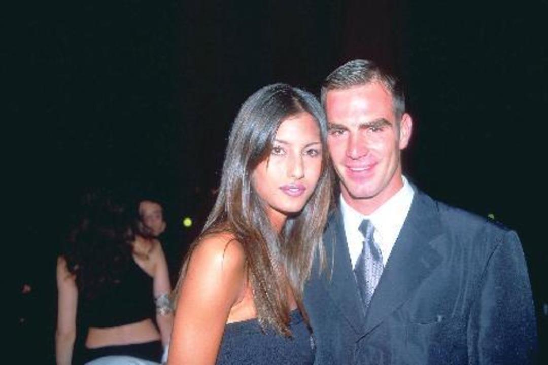 Aşkları magazin g&uuml;ndemine bomba gibi d&uuml;şm&uuml;şt&uuml;! İşte bir zamanlar birliktelik yaşayan &uuml;nl&uuml;ler