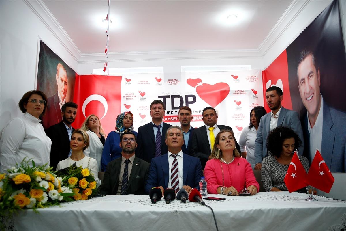 T&uuml;rkiye Değişim Partisi Genel Başkanı Sarıg&uuml;l, Kayseri'de konuştu: