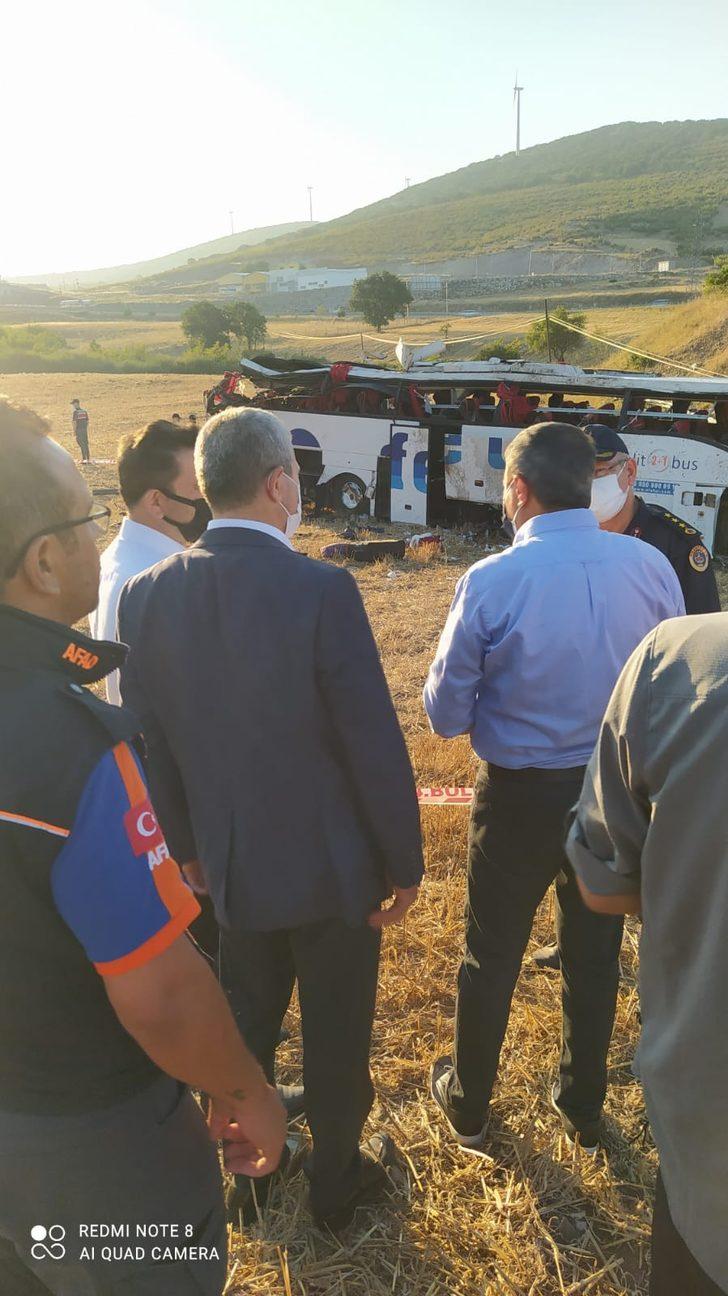 Son Dakika: Balıkesir'de korkunç kaza! Yolcu otobüsü takla attı: Çok sayıda ölü ve yaralı var G4