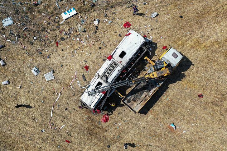 CHP Genel Başkan Yardımcısı Akın, Balıkesir'deki yolcu otobüsü kazasında yaralananları ziyaret etti: G4