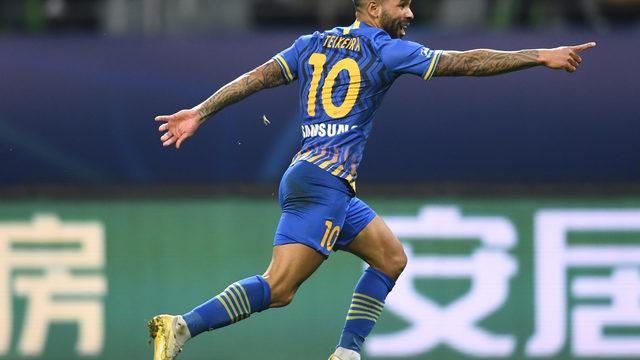 Alex Teixeira, Beşiktaş için İstanbul'a geliyor