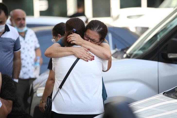 GÜNCELLEME 5 - Balıkesir'de yolcu otobüsü devrildi: 15 kişi öldü, 17 kişi yaralandı G2