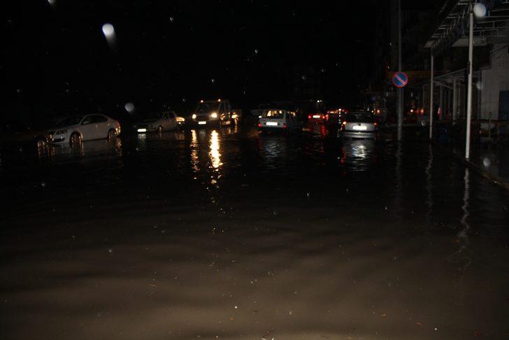 Samsun'da sağanak etkili oldu G2