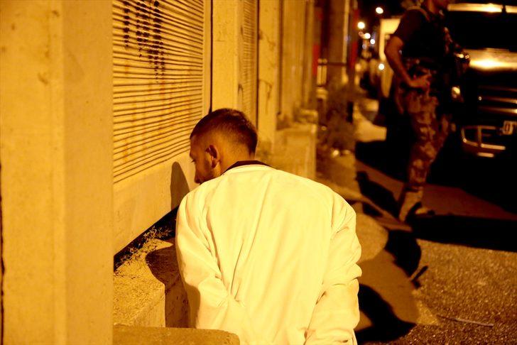 Adana'da polisin "dur" ihtarına uymayarak kaçan iki kişiden biri kovalamaca sonucu yakalandı G3