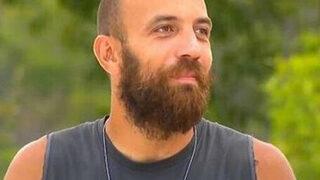 Survivor Sercan Yıldırım gece yarısı sevgilisinin kapısına dayandı! Mutlu sona beğeni yağdı