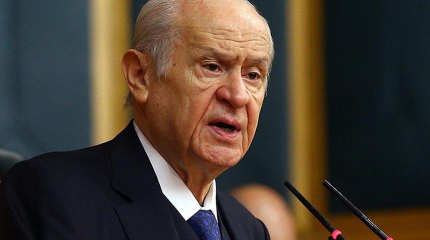 Devlet Bah&ccedil;eli'den dikkat &ccedil;eken YKS &ccedil;ağrısı: Baraj puanı d&uuml;şmeli