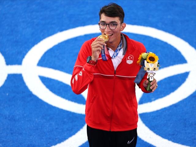 Tokyo 2020'ye katılan genç sporcular umut verdi