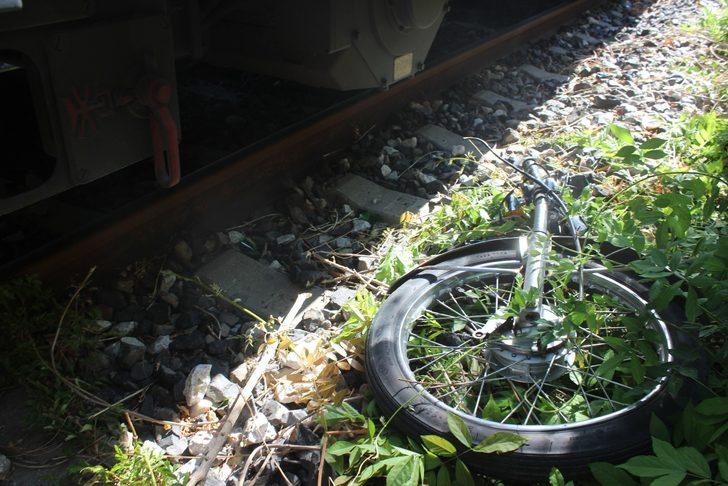 Manisa Salihli'de feci kaza! Yolcu treni motosikleti biçti G5