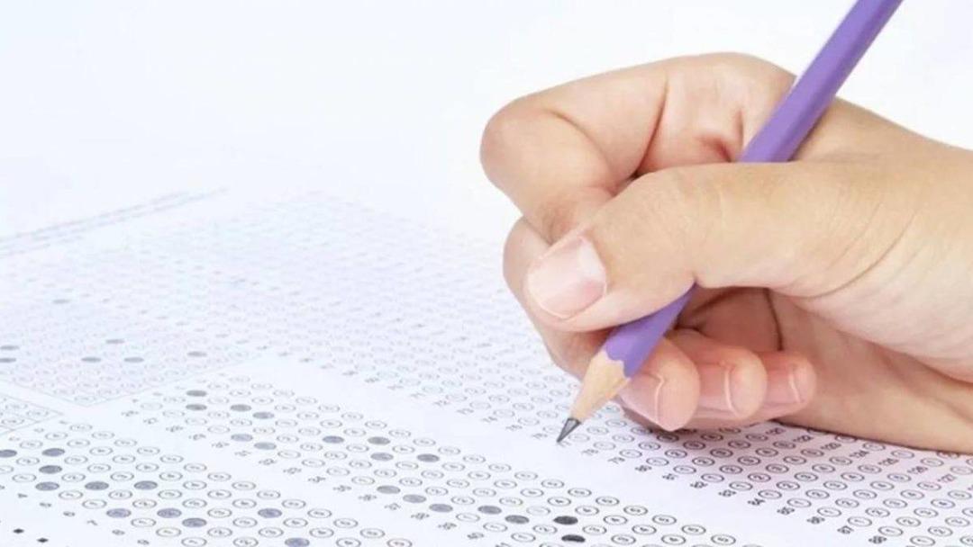 YKS (TYT, AYT) baraj puanı d&uuml;şecek mi? Bah&ccedil;eli'den flaş &ccedil;ağrı!