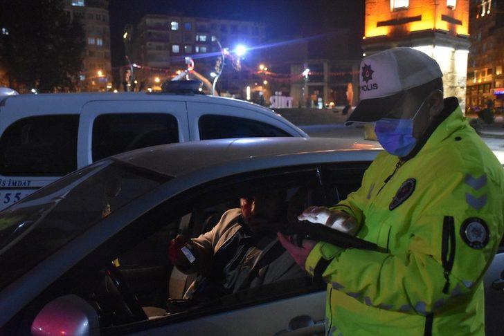 Siirt'te Kovid-19 karantina kurallarını ihlal eden 23 kişi yakalandı G3