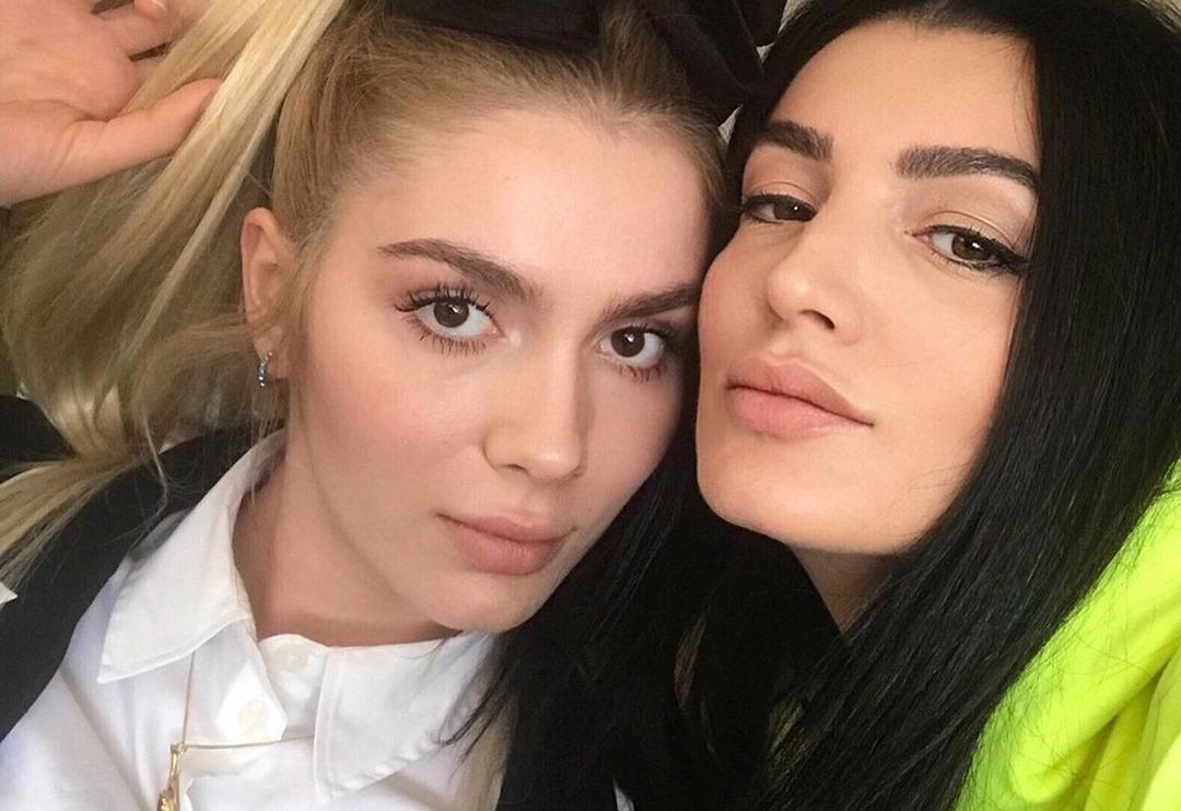 Aleyna Tilki'nin annesi Havva &Ouml;ztel mini şortlu pozuyla mesaj verdi: Kimsenin kadını olamadım