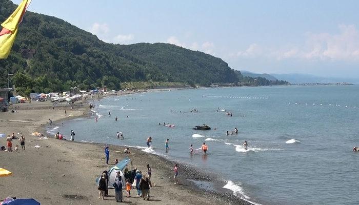 Plajda koronavirüs şüphesi endişe yarattı! Ateşinin yüksek olduğu anlaşılınca...