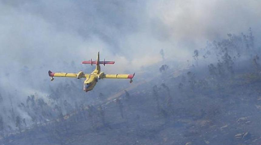 Yunanistan’daki yangınlara Türkiye’den uçak desteği sözü