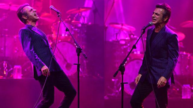 Teoman mikrofon krizi yaşadı, duş almaya gitti