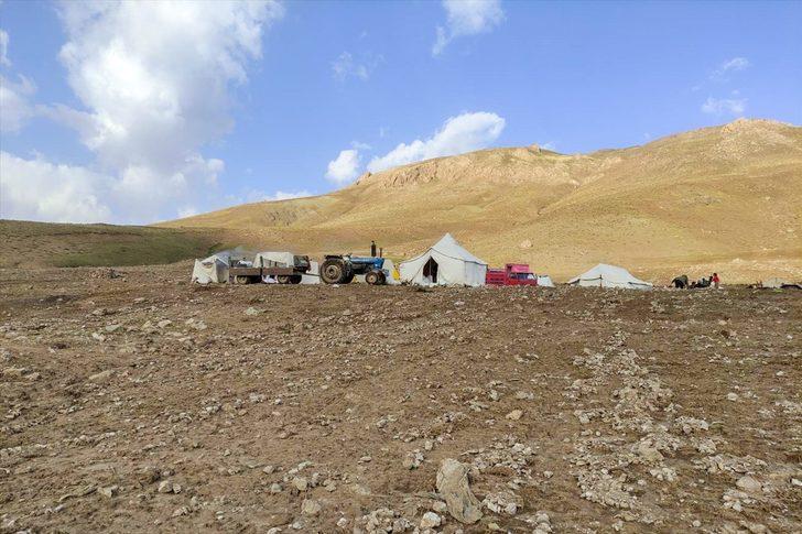 Van'da sel nedeniyle yaylada mahsur kalan 35 kişi belediye ekiplerince kurtarıldı G3