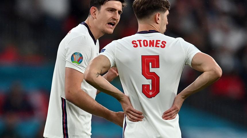 John Stones ile sözleşme yenilendi