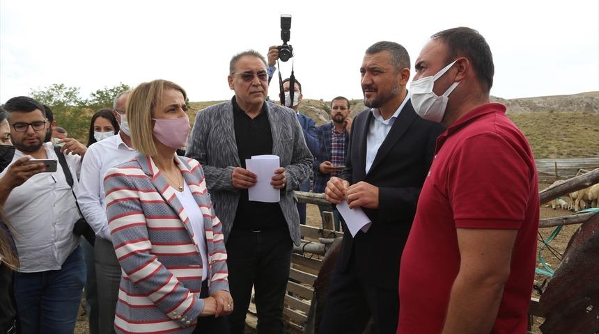 Hayvanları göçük altında kalarak telef olan Nevşehirli yetiştiriciye devletten yardım eli