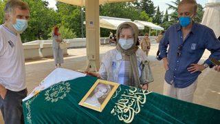 Ünlü sanatçı Aysel İpar son yolculuğuna uğurlandı