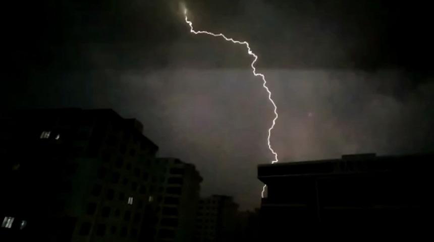 Gökyüzü aydınlandı! Şanlıurfa'da yağmur sürprizi