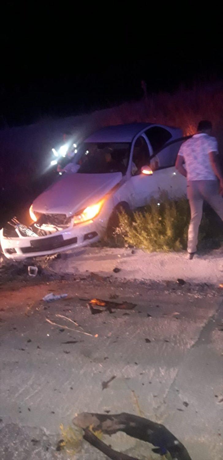 Manisa'da iki otomobil çarpıştı: 1 ölü, 3 yaralı G3