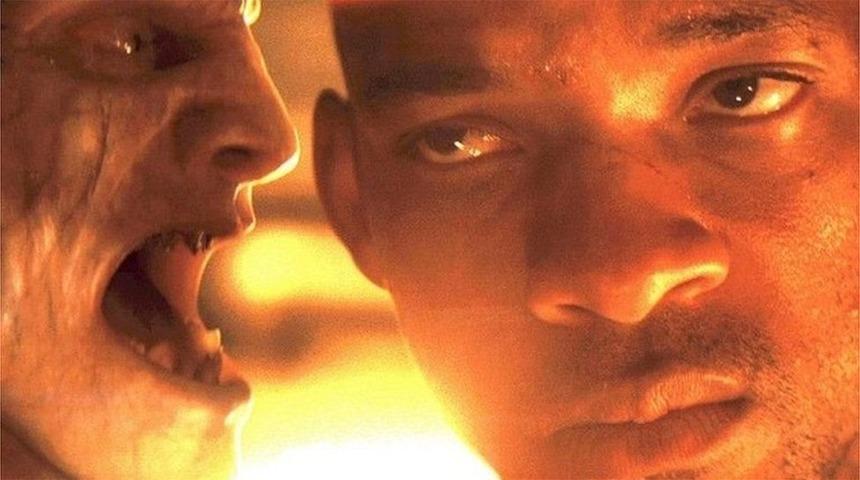 I Am Legend filminin senaristi, filmin aşı karşıtı kampanyalarda kullanılmasına tepki g&ouml;sterdi: 'Ben bu senaryoy uydurdum, ger&ccedil;ek değil'