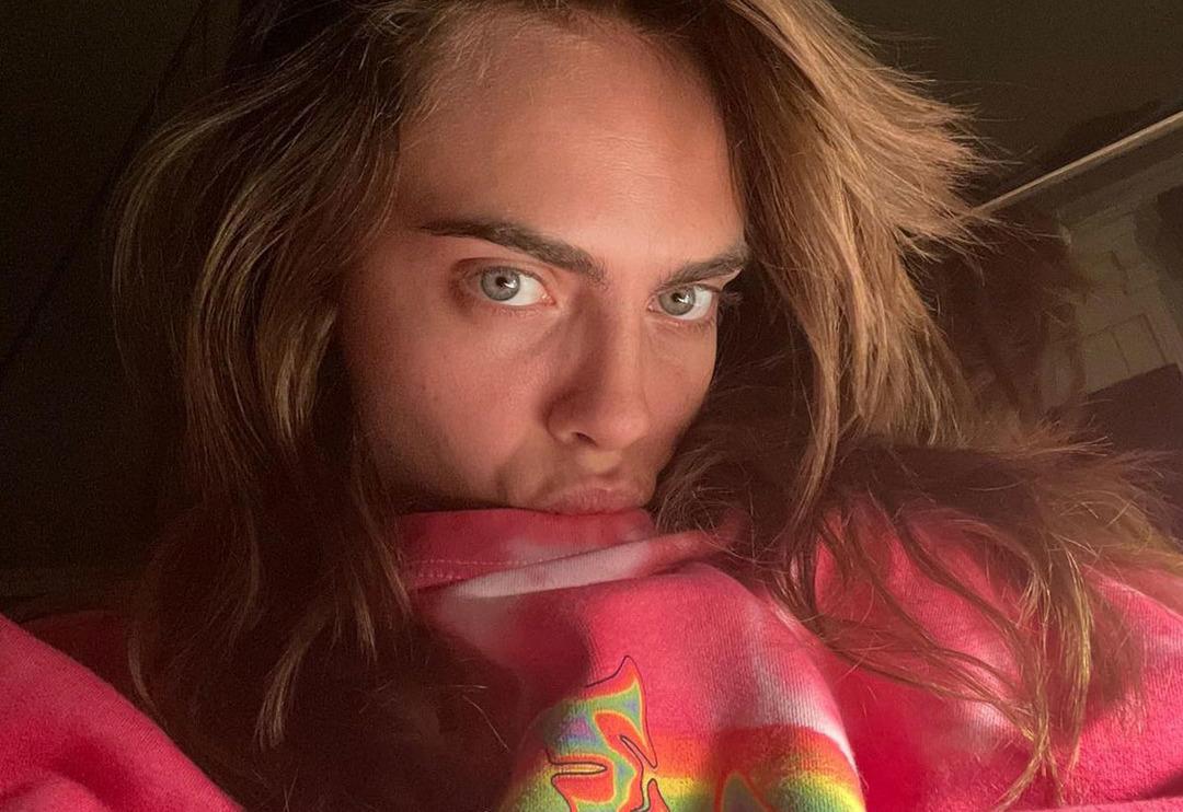 Vajinasını satışa &ccedil;ıkaran Cara Delevingne ailesini kızdırdı
