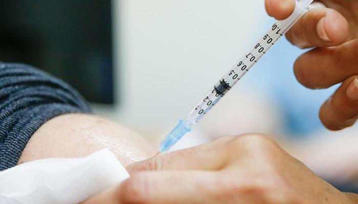 Almanya'da skandal! Covid-19 aşısı yerine tuzlu su enjekte edilmiş