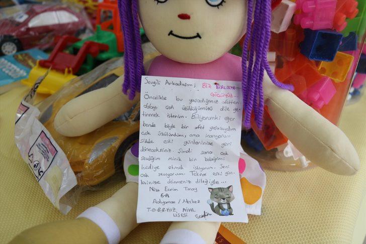 Adıyaman'da öğrenciler Manavgat'taki çocuklara oyuncak ve mektup gönderdi G1