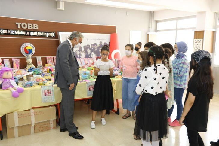 Adıyaman'da öğrenciler Manavgat'taki çocuklara oyuncak ve mektup gönderdi G3